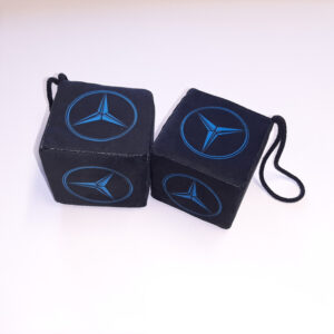 Dados Pretos Mercedes