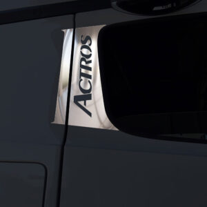 Pilares Porta Mercedes MP4 / MP5