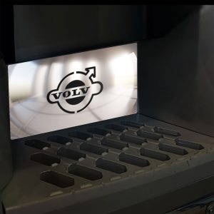 Interior Inox para Degraus Volvo FH4